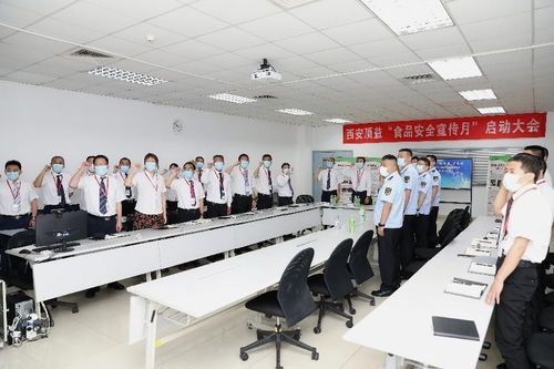 市场监管深入食品工厂，严把餐饮管理安全关